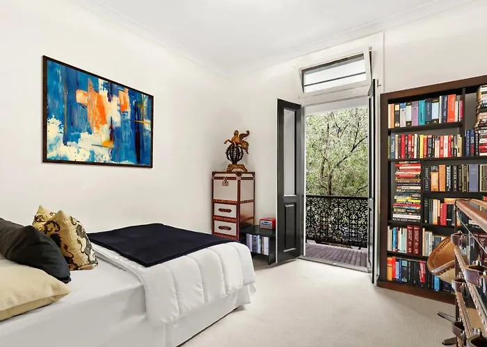 Paddington House Beautiful 2 Bedroom Terrace