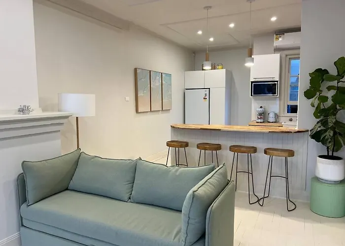 Beach House In Bondi Beach
